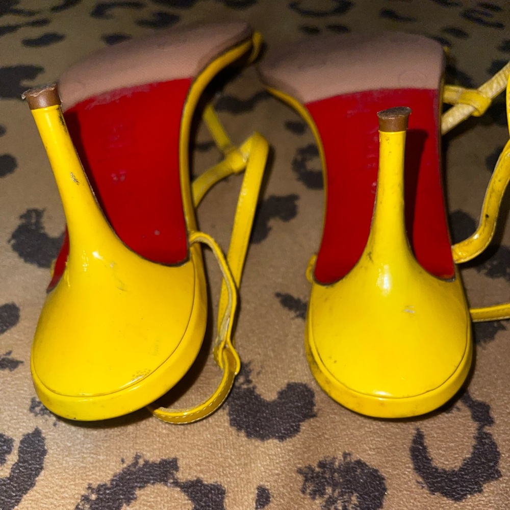 Christian Louboutin strap heels - Picture 4 of 7